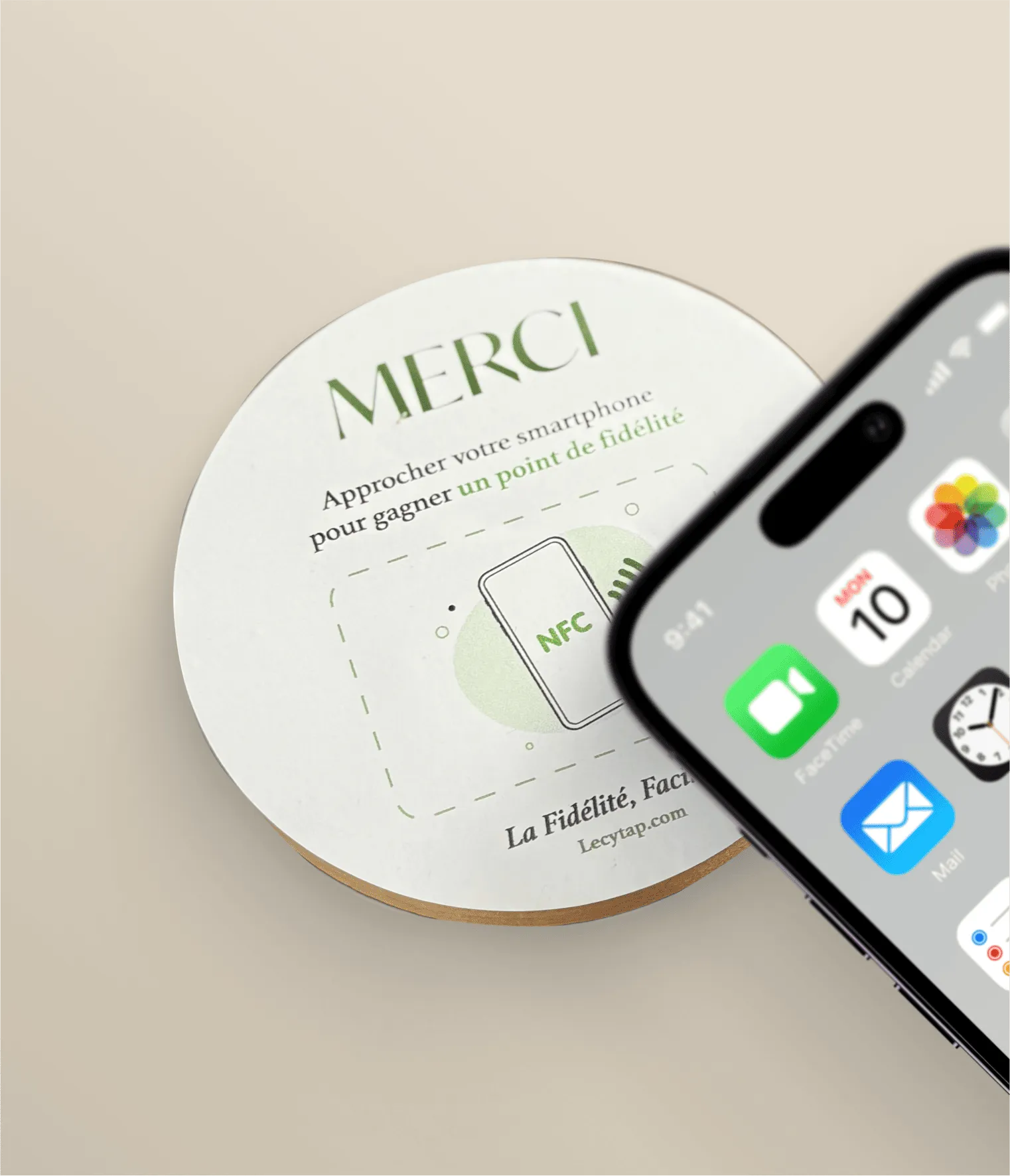 Approcher le téléphone